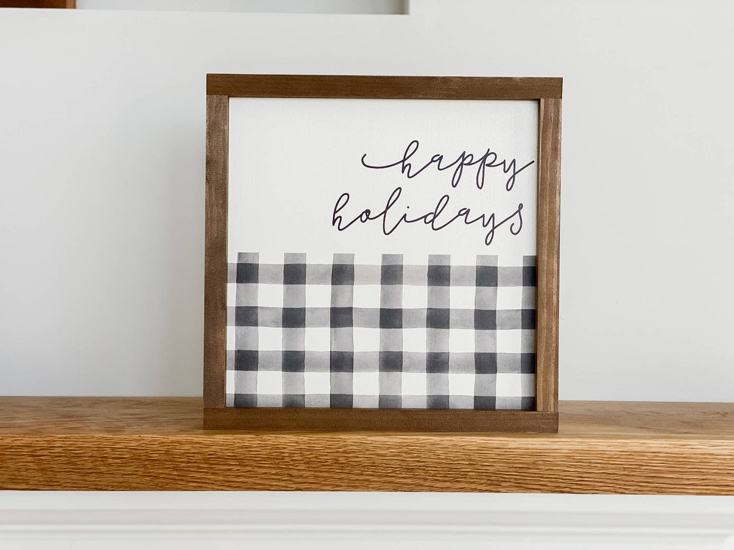 Lily and Sparrow - Plaid Christmas Sign: Happy Holidays / 9x9"