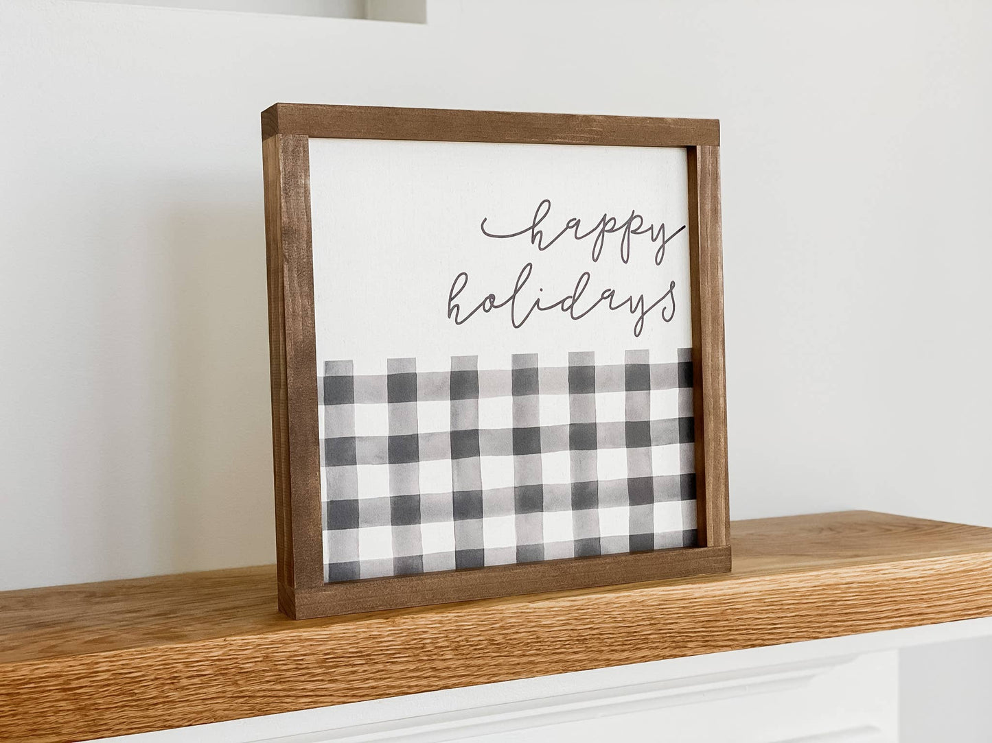 Lily and Sparrow - Plaid Christmas Sign: Happy Holidays / 9x9"