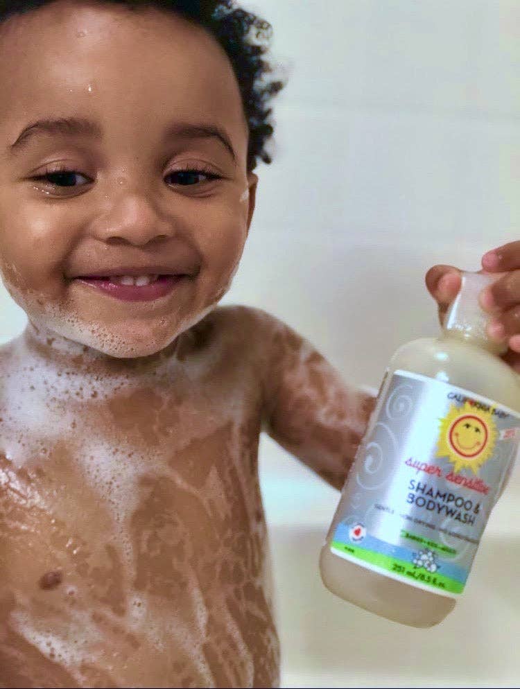 California Baby - (No Fragrance) Super Sensitive™ Shampoo & Bodywash: 8.5oz/251mL - Lavenders Blue Home and Body Boutique 