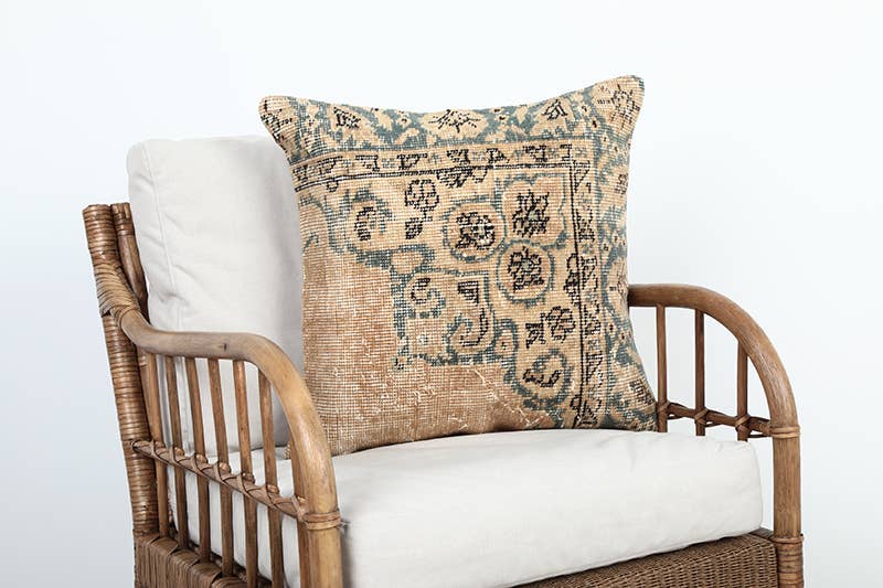 Valen Vintage Rug Pillow Cover - Lavenders Blue Home and Body Boutique 